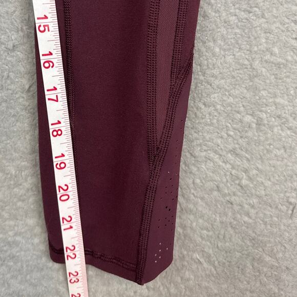 Lululemon Wunder Under Crop Leggings Mesh Stripe Laser Cut Size 4 Burgundy - Picture 5 of 7